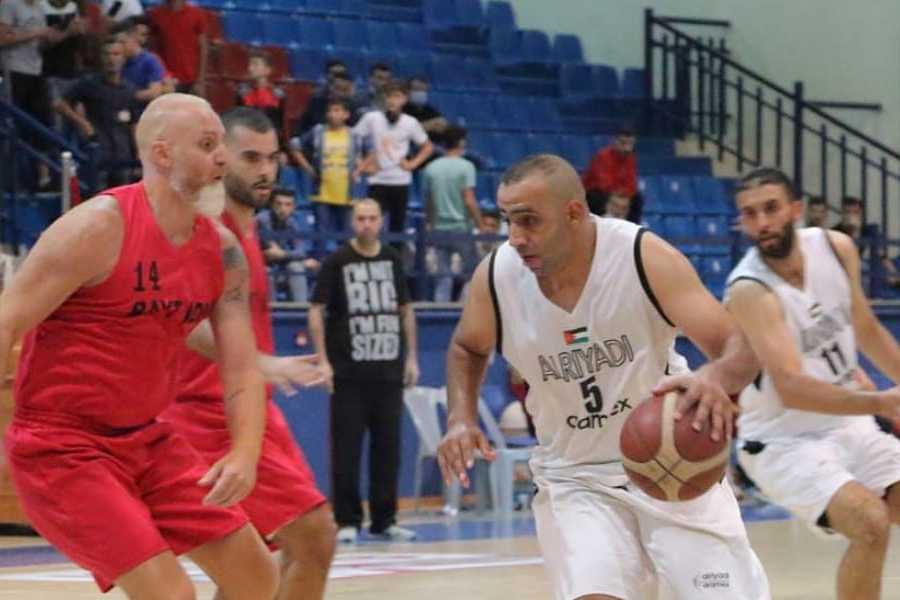 الرياضي يتغلب على بيت ايدس ويفرض لقاء فاصلا في سلسلة نهائي "الأولى"